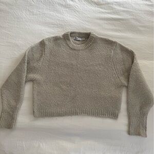 ZARA Knit Sweater Cropped - size S/M
